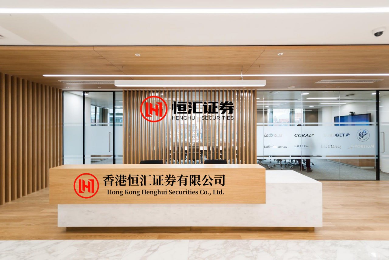 开源优配 中东战火重燃 全球市场屏息待开盘：美元先行走强 油价大涨箭在弦上